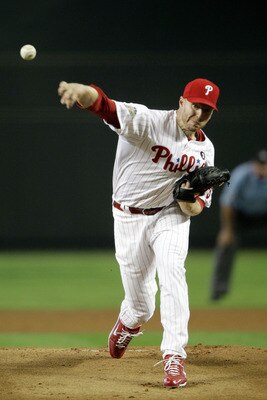 PHOENIX, AZ - JULY 12:  National League All-Star Roy Halladay #34 of the Philadelphia Phillies throws a pitch in the first inning of the 82nd MLB All-Star Game at Chase Field on July 12, 2011 in Phoenix, Arizona.  (Photo by David J. Phillip/Pool/Getty Ima
