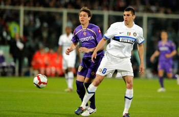 Keirrison in action for Fiorentina