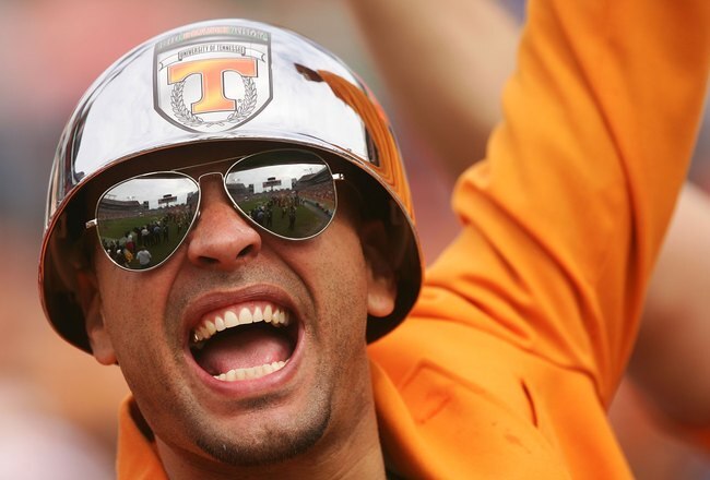 TAMPA, FL - JANUARY 01:  A Tennessee Volunteers fan screams as he watches their game against Penn State during the Outback Bowl at Raymond James Stadium on January 1, 2007 in Tampa, Florida.  (Photo by Scott Halleran/Getty Images)
