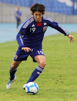 TASHKENT, UZBEKISTAN - MARCH 26:  Takashi Usami of Japan in action during the U-22 friendly match between Japan and Uzbekistan at Pakhtakor stadium on March 26, 2011 in Tashkent, Uzbekistan.  (Photo by Oleg Nikishin/Epsilon/Getty Images)