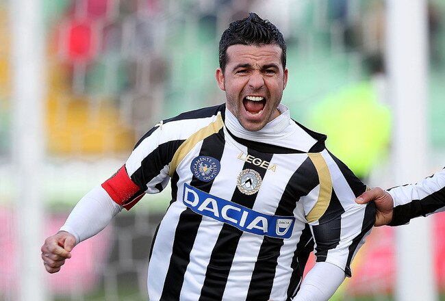 UDINE, ITALY - MARCH 06: Antonio Di Natale of Udinese Calcio celebrates after scoring a goal during the Serie A match between Udinese Calcio and AS Bari at Stadio Friuli on March 6, 2011 in Udine, Italy.  (Photo by Gabriele Maltinti/Getty Images)