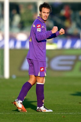 FLORENCE, ITALY - JANUARY 23: Alberto Gilardino of ACF Fiorentina celebrates after scoring a goal during the Serie A match between Fiorentina and Lecce at Stadio Artemio Franchi on January 23, 2011 in Florence, Italy.  (Photo by Gabriele Maltinti/Getty Im