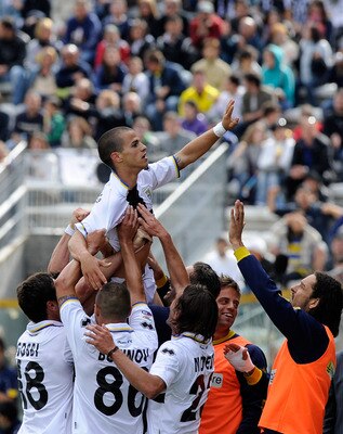 PARMA, ITALY - MAY 15:  Sebastian Giovinco of Parma FC celebrates scoring the first goal during the Serie A match between Parma FC and Juventus FC at Stadio Ennio Tardini on May 15, 2011 in Parma, Italy.  (Photo by Claudio Villa/Getty Images)