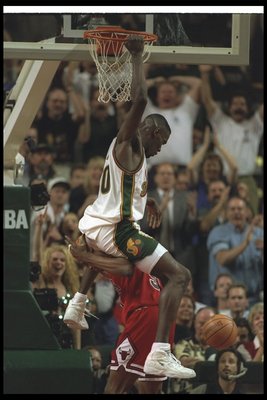Shawn Kemp posterizing Dennis Rodman in the 1996 NBA Finals