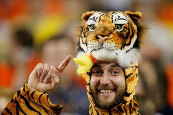 GLENDALE, AZ - JANUARY 10:  An Auburn Tigers fan attends their the Tostitos BCS National Championship Game against the Oregon Ducks at University of Phoenix Stadium on January 10, 2011 in Glendale, Arizona.  (Photo by Kevin C. Cox/Getty Images)