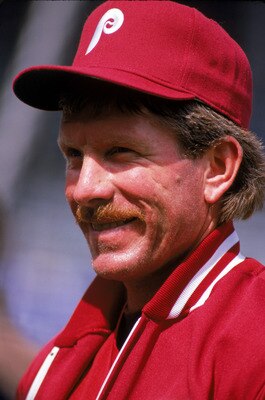 CHICAGO - 1989:  Mike Schmidt #20 of the Philadelphia Phillies smiles before a 1989 season game against the Cubs at Wrigley Field in Chicago, Illinois. (Photo by Jonathan Daniel/Getty Images)