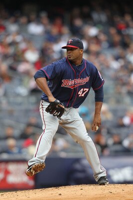 Francisco Liriano pitching for the Twins