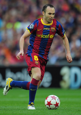 LONDON, ENGLAND - MAY 28:  Andres Iniesta of FC Barcelona in action during the UEFA Champions League final between FC Barcelona and Manchester United FC at Wembley Stadium on May 28, 2011 in London, England.  (Photo by Shaun Botterill/Getty Images)