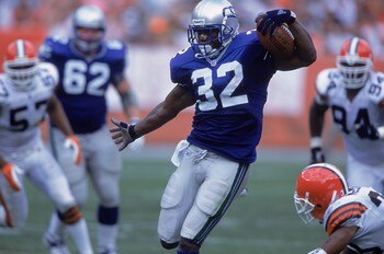 9 Sep 2001:  Ricky Watters #32 of the Seattle Seahawks running with the ball during the game against the Cleveland Browns at the Browns Stadium in Cleveland, Ohio. The Seahawks defeated the Browns 9-6.Mandatory Credit: Tom Pidgeon  /Allsport