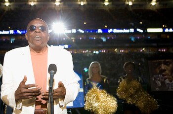 ST. LOUIS, MO - SEPTEMBER 27: Former Rams player Deacon Jones  has is jersey number retired prior to the Green Bay Packers against the St. Louis Rams at the Edward Jones Dome on September 27, 2009 in St. Louis, Missouri.  The Packers beat the Rams 36-17.