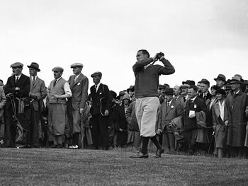 American-leo-diegel-tees-off-at-the-11th-hole-in-the-1930-british-open_display_image