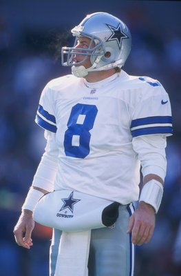 14 Dec 1997:  Troy Aikman #8 of the Dallas Cowboys in action during the game against the Cincinnati Bengals at Cinergy Field in Cincinnati, Ohio. The Bengals defeated the Cowboys 31-24. Mandatory Credit: Andy Lyons  /Allsport