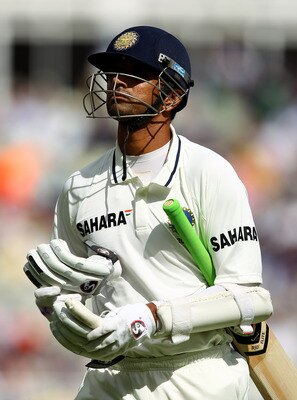 BIRMINGHAM, ENGLAND - AUGUST 13:  Rahul Dravid of India heads for the pavillion after beng dismissed  during day four of the 3rd npower Test at Edgbaston on August 13, 2011 in Birmingham, England.  (Photo by Richard Heathcote/Getty Images)