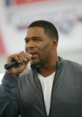 EAST RUTHERFORD, NJ - SEPTEMBER 15:  Former NY Giant and star of upcoming FOX comedy series 'Brothers,' Michael Strahan attends the Fox 'Brothers' Challenge at the New York Giants Timex Performance Center on September 15, 2009 in East Rutherford, New Jers