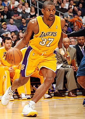 Ron Ron will be taking his talents to England, really? Ron Artest always makes unique decions and this ones no different. I'm sure he'll be thrilled to be apart of the Cheshire Jets!