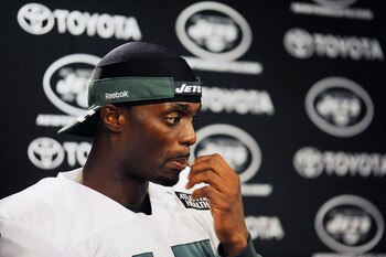 FLORHAM PARK, NJ - AUGUST 07:  Plaxico Burress #17 of the New York Jets speaks to the media at NY Jets Practice Facility on August 7, 2011 in Florham Park, New Jersey.  (Photo by Patrick McDermott/Getty Images)