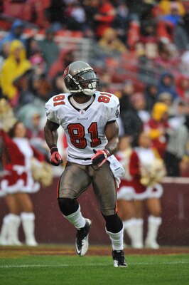 LANDOVER, MD - DECEMBER 12:  Michael Spurlock #81 of the Tampa Bay Buccaneers follows the ball on a kickoff during the game against the Washington Redskins  at FedExField on December 12, 2010 in Landover, Maryland. The Buccaneers defeated the Redskins 17-