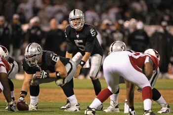 OAKLAND, CA - AUGUST 11:  Trent Edwards #5 of the Oakland Raiders in action against the Arizona Cardinals at O.co Coliseum on August 11, 2011 in Oakland, California.  (Photo by Ezra Shaw/Getty Images)