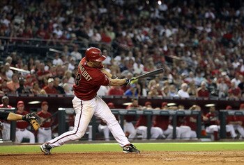 PHOENIX, AZ - AUGUST 14:  Willie Bloomquist #18 of the Arizona Diamondbacks bats against the New York Mets during the Major League Baseball game at Chase Field on August 14, 2011 in Phoenix, Arizona.  The Diamondbacks defeated the Mets 5-3.  (Photo by Chr