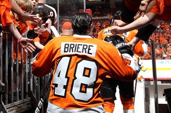 PHILADELPHIA, PA - APRIL 26:  Danny Briere #48 of the Philadelphia Flyers greets fans as he walks to the ice to warm up prior to Game Seven of the Eastern Conference Quarterfinals against the Buffalo Sabres during the 2011 NHL Stanley Cup Playoffs at Well