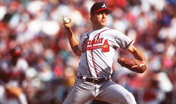 4 APR 1994:  CY YOUNG PITCHER GREG MADDUX OF THE BRAVES DELIVERS A PITCH DURING THE BRAVES GAME VERSUS THE PADRES ON OPENING DAY OF THE 1994 SEASON AT JACK MURPHY STADIUM. Mandatory Credit: Stephen Dunn/ALLSPORT
