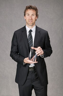 PITTSBURGH - MAY 28:  Trevor Linden of the Vancouver Canucks poses with the 10th annual NHL Foundation Player Award during the NHL Awards presentation at the Omni William Penn Hotel on May 28, 2008 in Pittsburgh, Pennsylvania.  (Photo by Jamie Sabau/Getty
