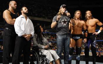 Hawkins_ryder_la-familia_display_image