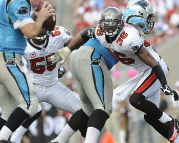TAMPA, FL - OCTOBER 12: Safety Tanard Jackson #36 of the Tampa Bay Buccaneers sets on defense against the Carolina Panthers at Raymond James Stadium on October 12, 2008 in Tampa, Florida.  (Photo by Al Messerschmidt/Getty Images)