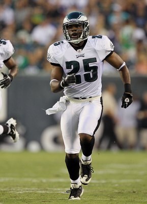 PHILADELPHIA, PA - AUGUST 11: Jarrad Page #25 of the Philadelphia Eagles in action against the Baltimore Ravens during their pre season game on August 11, 2011 at Lincoln Financial Field in Philadelphia, Pennsylvania.  (Photo by Jim McIsaac/Getty Images)