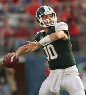 ORLANDO, FL - JANUARY 01:  Andrew Maxwell #10 of the Michigan State Spartans passes the ball during the Capitol One Bowl against the Alabama Crimson Tide at the Florida Citrus Bowl on January 1, 2011 in Orlando, Florida.  (Photo by Mike Ehrmann/Getty Imag