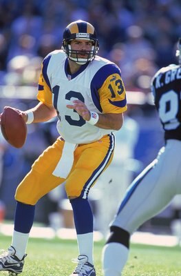 5 Dec 1999:  Kurt Warner #13 of the St. Louis Rams gets ready to pass the ball during the game against the Carolina Panthers at the Ericsson Stadium in Charlotte, North Carolina. The Rams defeated the Panthers 34-21. Mandatory Credit: Al Bello  /Allsport