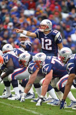 09 Dec 2001 : Quarterback Tom Brady of the New England Patriots signals against the Cleveland Browns during the game at Foxboro Stadium in Foxboro, Massachusetts. The Patriots won 27-16. DIGITAL IMAGE. Mandatory Credit: Al Bello/Allsport