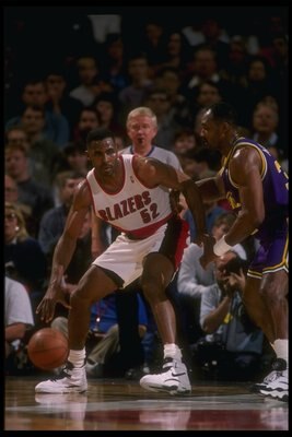 24 Feb 1995:  Forward Buck Williams of the Portland Trail Blazers moves the ball during a game against the Utah Jazz at the Rose Garden in Portland, Oregon.  The Blazers won the game, 114-101. Mandatory Credit: Otto Greule  /Allsport Mandatory Credit: Ott