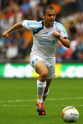 HULL, ENGLAND - JULY 23:  Joe Cole of Liverpool in action during the Pre Season Friendly match between Hull City and Liverpool at KC Stadium on July 23, 2011 in Hull, England.  (Photo by Matthew Lewis/Getty Images)