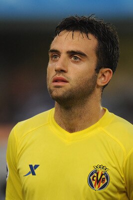 VILLARREAL, SPAIN - AUGUST 23:  Giuseppe Rossi of Villarreal CF looks on prior to the UEFA Champions League playoff match between Villarreal CF and Odense BK at El Madrigal on August 23, 2011 in Villarreal, Spain.  (Photo by Valerio Pennicino/Getty Images