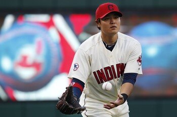 CLEVELAND, OH - AUGUST 13:   Shin-Soo Choo #17 of the Cleveland Indians warms up before the start of the game against  the Minnesota Twins on August 13, 2011 at Progressive Field in Cleveland, Ohio.  (Photo by David Maxwell/Getty Images)