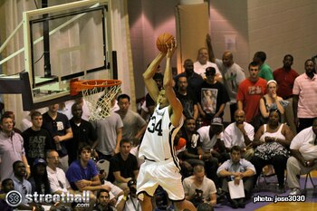 Streetball_javale_mcgee_dunk_display_image