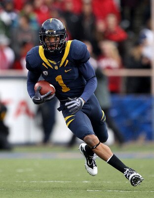 BERKELEY, CA - NOVEMBER 20:  Marvin Jones #1 of the California Golden Bears in action against the Stanford Cardinal at California Memorial Stadium on November 20, 2010 in Berkeley, California.  (Photo by Ezra Shaw/Getty Images)