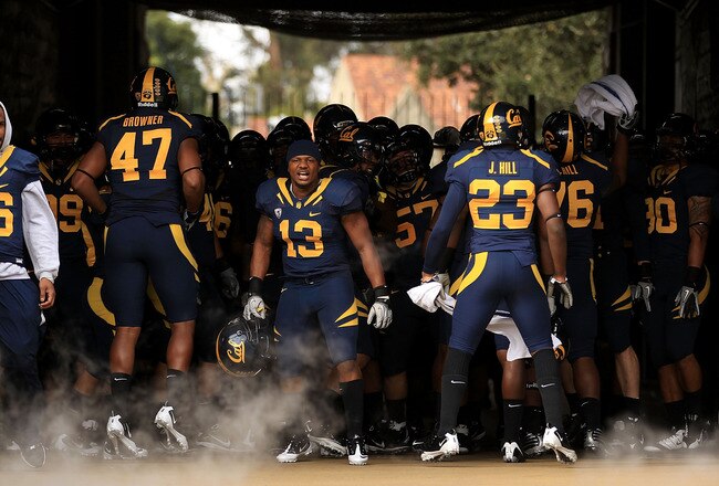 BERKELEY, CA - NOVEMBER 20:  Players of the California Golden Bears get ready to run on to the field for their game against the Stanford Cardinal at California Memorial Stadium on November 20, 2010 in Berkeley, California.  (Photo by Ezra Shaw/Getty Image