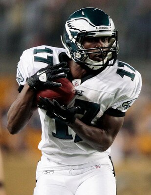 PITTSBURGH - AUGUST 18: Johnnie Lee Higgins #17 of the Philadelphia Eagles catches a pass against the Pittsburgh Steelers during the preseason game on August 18, 2011 at Heinz Field in Pittsburgh, Pennsylvania.  (Photo by Jared Wickerham/Getty Images)