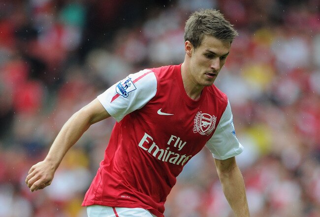 LONDON, ENGLAND - AUGUST 20:  Aaron Ramsey of Arsenal with the ball during the Barclays Premier League match between Arsenal and Liverpool at the Emirates Stadium on August 20, 2011 in London, England.  (Photo by Michael Regan/Getty Images)