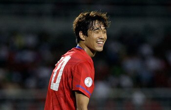 SEOUL, SOUTH KOREA - SEPTEMBER 02:  Park Chu-Young of South Korea reacts during the 2014 FIFA World Cup Brazil Asian 3rd Qualifier match between South Korea and Lebanon at Goyang stadium on September 2, 2011 in Goyang, South Korea.  (Photo by Chung Sung-J