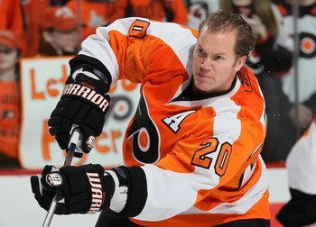 PHILADELPHIA, PA - JANUARY 20:  Chris Pronger #20 of the Philadelphia Flyers warms up before playing agauinst the Ottawa Senators on January 20, 2011 at Wells Fargo Center in Philadelphia, Pennsylvania.  (Photo by Jim McIsaac/Getty Images)