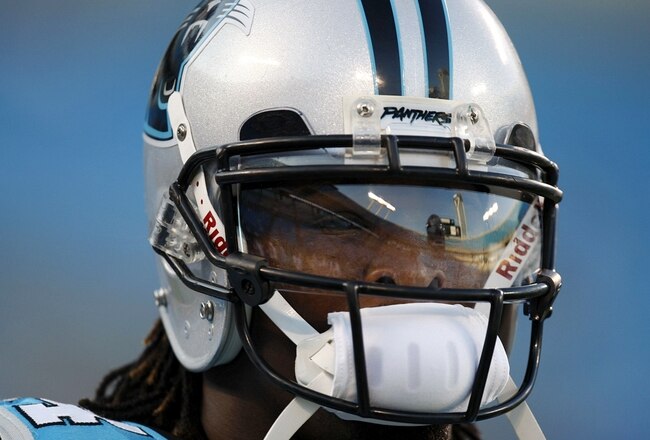 CHARLOTTE, NC - AUGUST 29: Running back DeAngelo Williams #34 of the Carolina Panthers stands on the field prior to their game against the Baltimore Ravens at Bank of America Stadium on August 29, 2009 in Charlotte, North Carolina. (Photo by Streeter Leck
