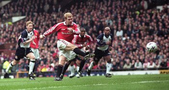 1 Apr 2000:  Paul Scholes of Manchester United scores from the penalty spot to complete his hat-trick against West Ham United during the FA Carling Premiership match at Old Trafford in Manchester, England. Manchester United won 7-1. \ Mandatory Credit:  M