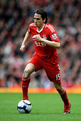 LIVERPOOL, ENGLAND - MAY 02:  Yossi Benayoun of Liverpool runs with the ball during the Barclays Premier League match between Liverpool and Chelsea at Anfield on May 2, 2010 in Liverpool, England.  (Photo by Laurence Griffiths/Getty Images)