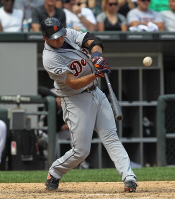 CHICAGO, IL - JULY 27:  Jhonny Peralta #27 of the Detroit Tigers hits the ball against Chicago White Sox at U.S. Cellular Field on July 27, 2011 in Chicago, Illinois.  (Photo by Jonathan Daniel/Getty Images)