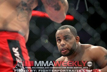110b3_daniel-cormier-strikeforce-houston_display_image