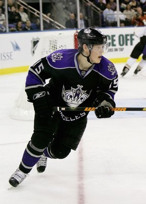 LONDON - SEPTEMBER 30: Brady Murray #15 of the Los Angeles Kings skates against the Anaheim Ducks during their NHL game on September 30, 2007 at the O2 Arena in London, England.  (Photo by Bruce Bennett/Getty Images)