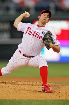 PHILADELPHIA , PA - SEPTEMBER 07:  Roy Oswalt #44 of the Philadelphia Phillies pitches against the Atlanta Braves at Citizens Bank Park on September 7, 2011 in Philadelphia, Pennsylvania.  (Photo by Len Redkoles/Getty Images)